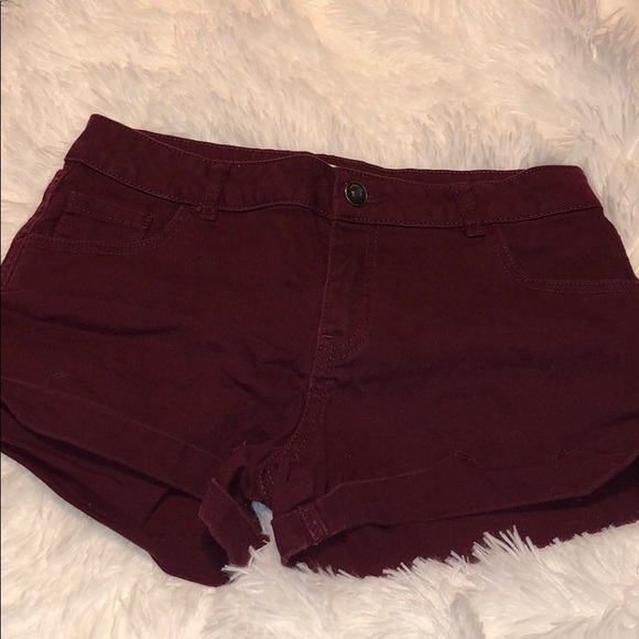 Papaya Burgundy Denim Shorts - Picture 1 of 4